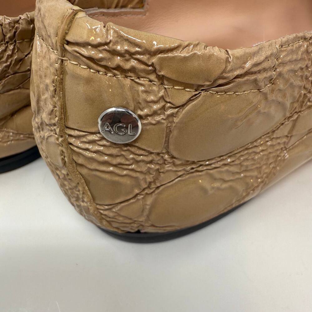 AGL Moccasins Women's 10.5 (40.5) Beige Softy Moc Calfskin Leather Flats NWOT - Picture 9 of 14